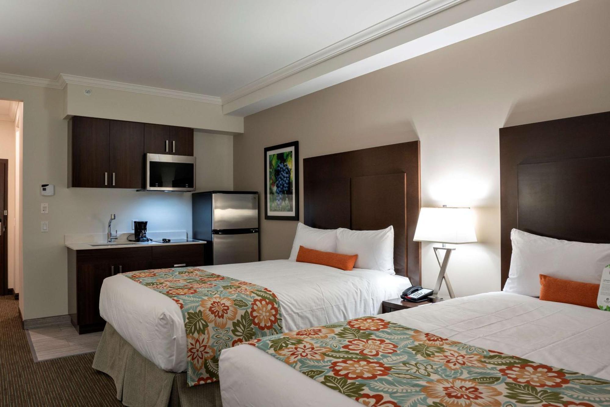 Coast Oliver Hotel Екстериор снимка